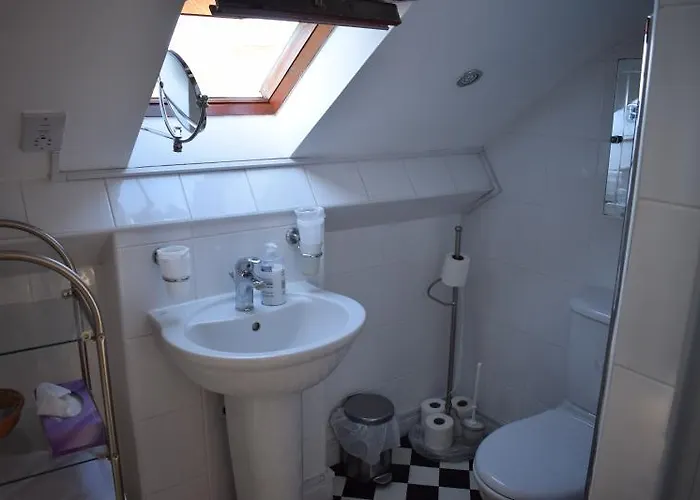 Guest house Clifton Bridge