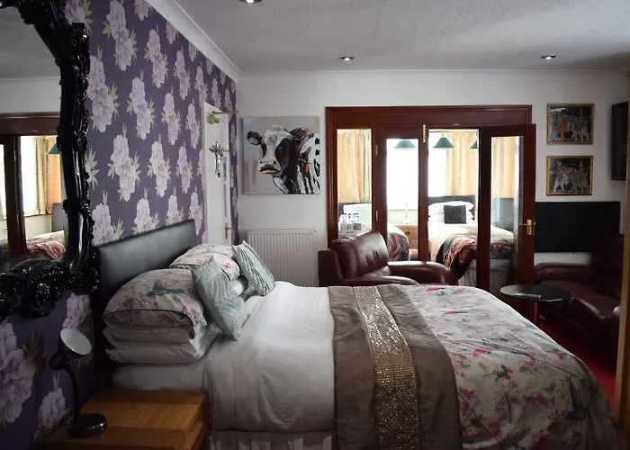 Guest house Clifton Bridge 3*