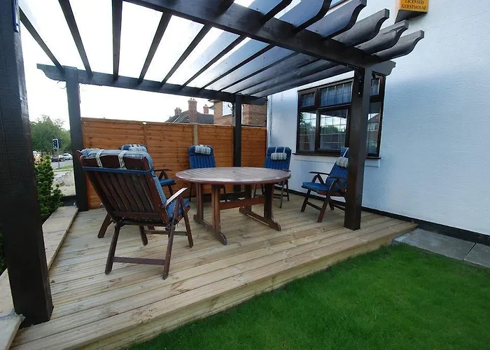 Guest house Clifton Bridge 3*