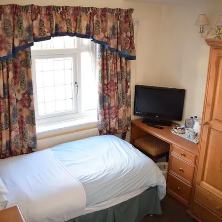 Konukevi Clifton Bridge