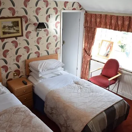 Konukevi Clifton Bridge